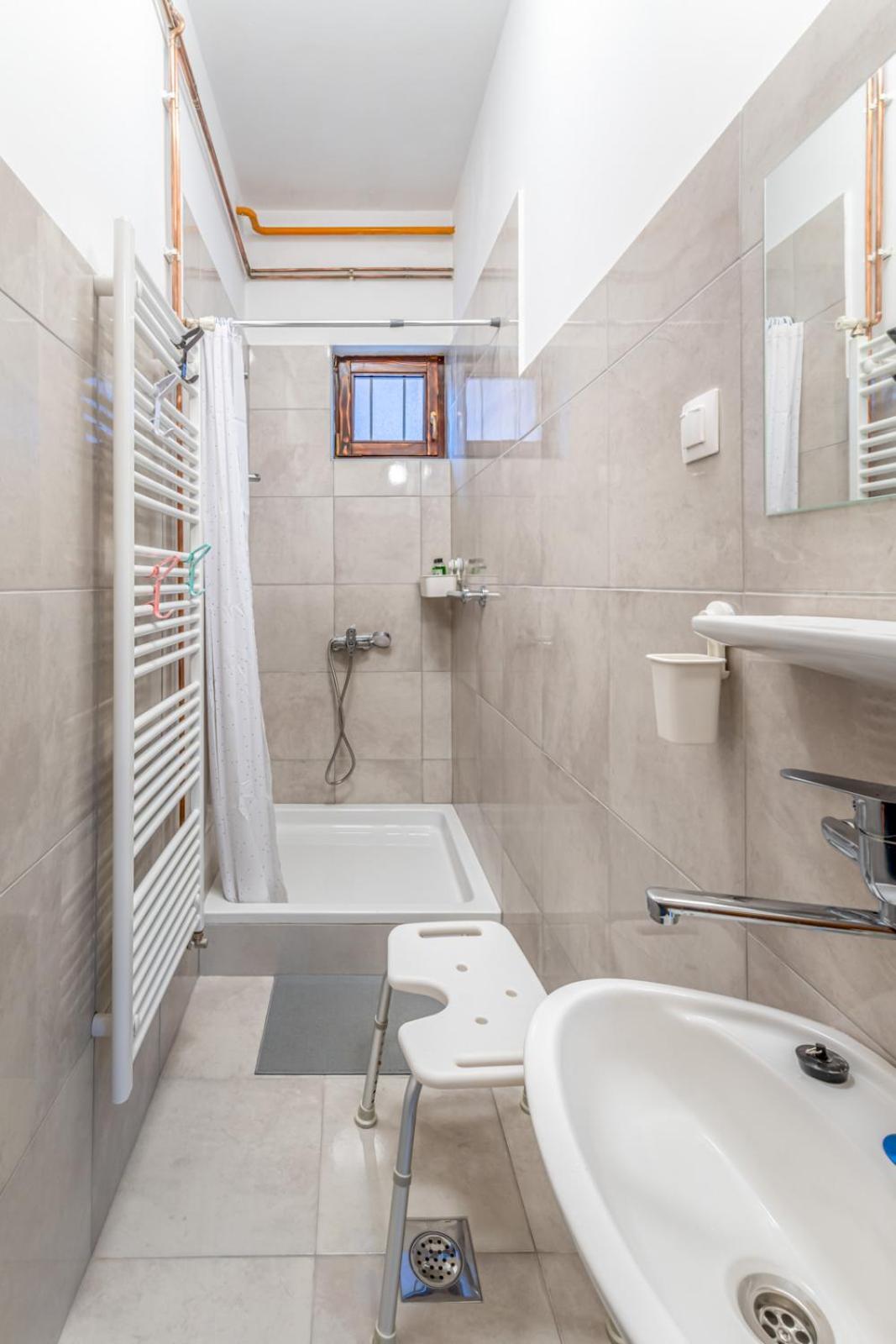 Apartman Jabuka - Free Parking Karlovac Exterior foto